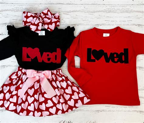 Types of Matching Valentine's Shirts