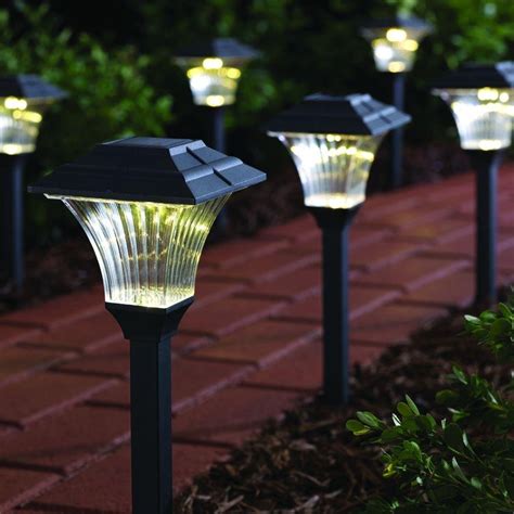 Types of Solar Garden Lights