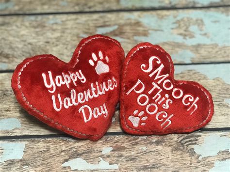 Types of Valentine's Day Dog Toys