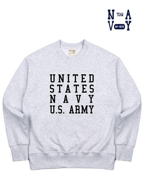 U.S. Army Sweatshirt: Embodying Patriotism, History, and Style