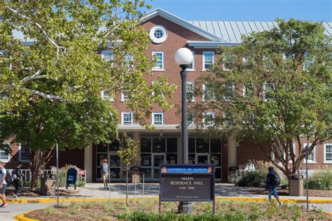UIUC Allen Hall: A State-of-the-Art Engineering Education Hub