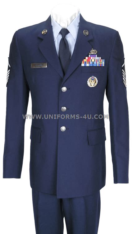 USAF Dress Blues: A Complete Guide to the 5 Most Iconic Uniforms