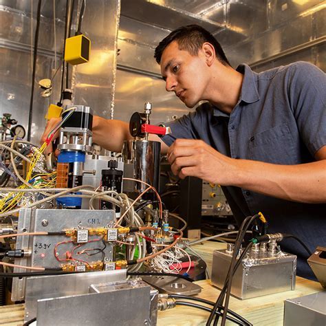 UT Dallas Electrical Engineering: A Powerhouse of Innovation