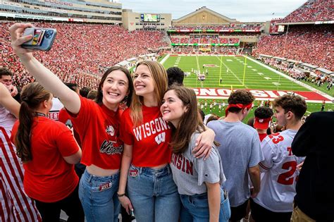 UW Madison Football Tickets Student: Unveil the Game-day Experience