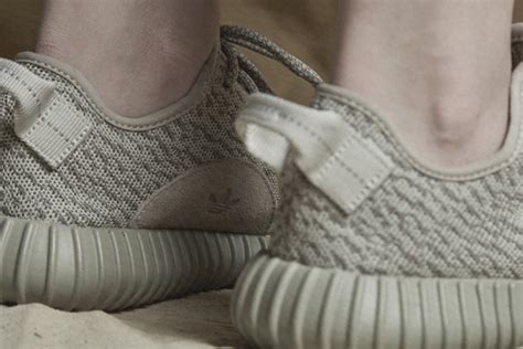 Ultimate Comfort for Your Feet: Everything You Need to Know About Yeezy Bedroom Shoes