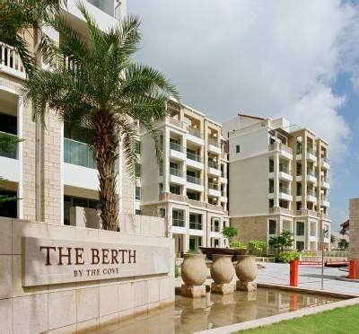 Ultimate Guide to Ocean Drive: The Berth by the Cove