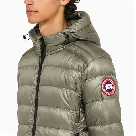 Uncovering the Advantages of Lightweight Canada Goose Jackets
