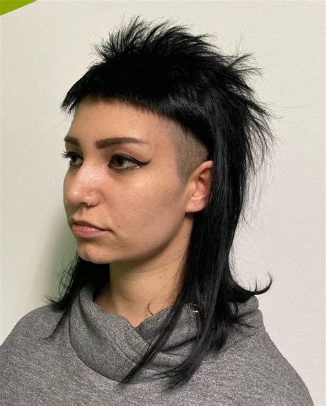 Undercut wolf: