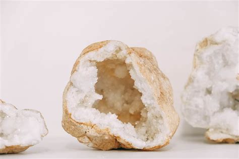 Understanding Chalcedony Geodes