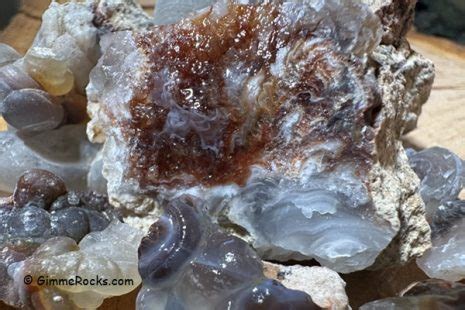 Understanding Flower Agate: A Symphony of Colors and Formation