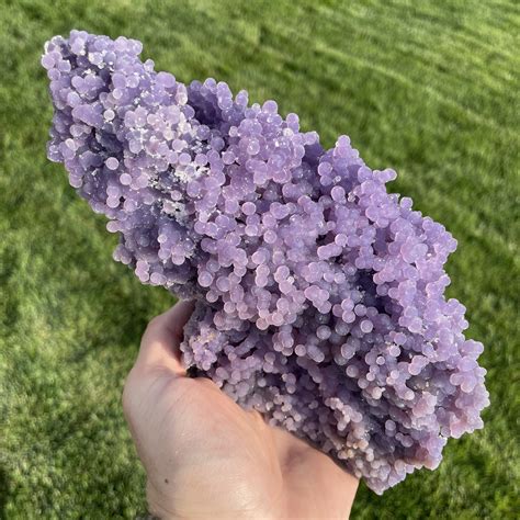 Understanding Grape Agate Clusters