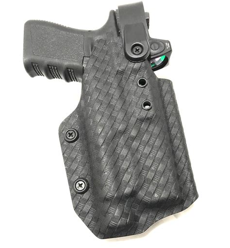 Understanding Light Bearing Holsters