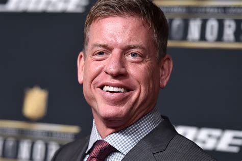 Understanding Troy Aikman's Life