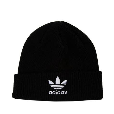 Understanding the Adidas Beanie: A Symphony of Comfort and Style