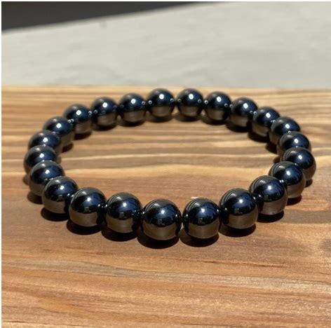 Understanding the Benefits of Hematite Bracelets