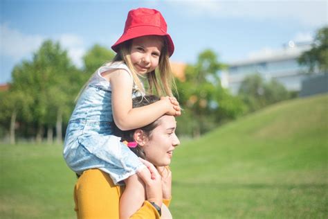Understanding the Nanny Job Market in Dallas