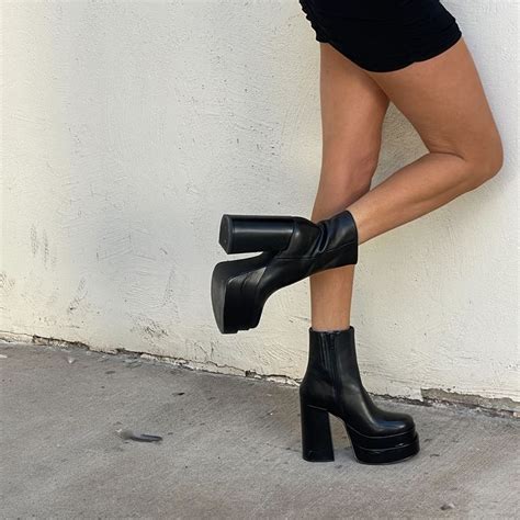 Understanding the Silhouette: Types of Steve Madden Heel Boots