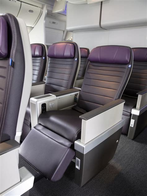 United Airlines Premium Economy: 5 Advantages That Make It Worth the Upgrade