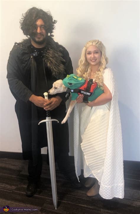 Uniting Fire and Ice: Embodying Daenerys Targaryen and Jon Snow in Costume