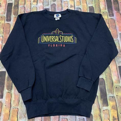 Universal Studios Sweatshirt: A Style Statement for Film Buffs