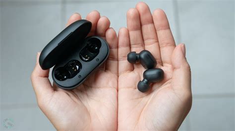 Unleash Crystal-Clear Audio: Top-Rated Earbuds Under 1,000