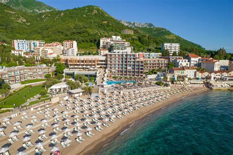 Unleash Your Inner Jetsetter at Maestral Resort & Casino: Luxury Escape Meets Montenegrin Charm