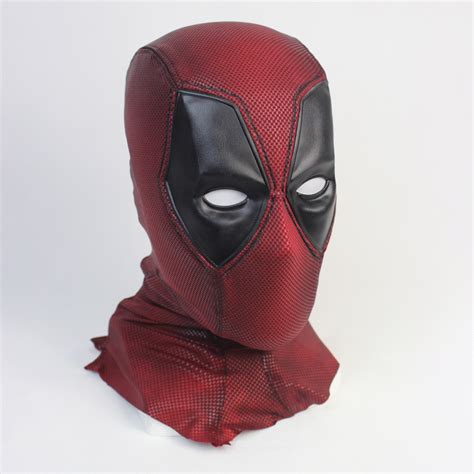 Unleash Your Inner Merc with a Mascara de Deadpool: The Ultimate Cosplay Companion!