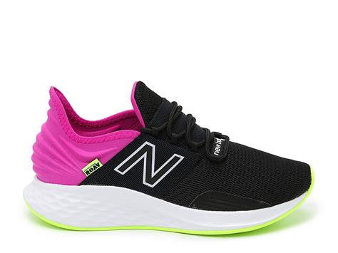 Unleash Your Potential: The New Balance Fresh Foam Roav Running Shoe - A Women's Footwear Revolution