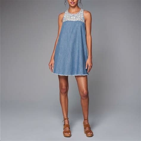 Unleashing the Allure of the Abercrombie Denim Dress