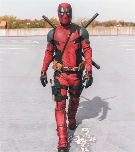 Unleashing the Deadpool within: A Comprehensive Guide to Cosplay Deadpool Hombre