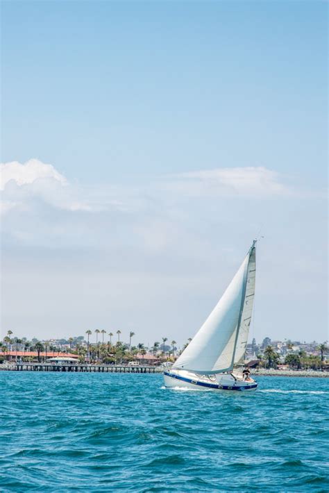 Unlock the Ocean's Enchanting Embrace with Sailing Lessons San Diego