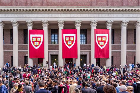 Unlocking the Significance of SMU's Chinese Name: Tracing the Roots of a Prestigious Institution