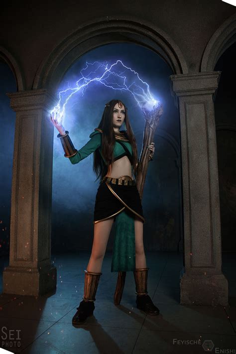 Unravel the Enchanting World of Sorceress Cosplay