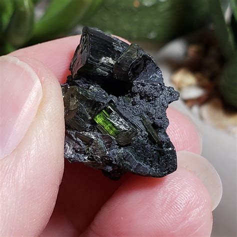 Unraveling the Enigmatic Nature of Black Tourmaline