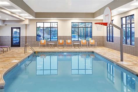 Unveil the Serenity of Hampton Inn Fond du Lac