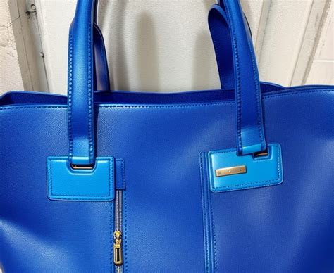 Unveiling the Allure of Marc Jacobs Bags: A Comprehensive Guide