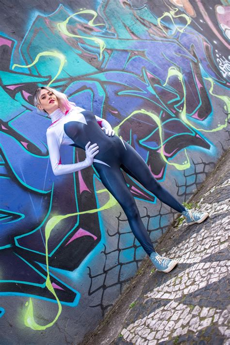 Unveiling the Allure of Spider-Gwen: A Comprehensive Guide to Captivating Cosplayers