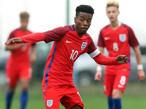 Unveiling the Brilliance of Angel Gomes: A Rising Star in the Footballing Galaxy