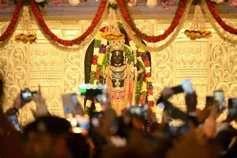 Unveiling the Divine: Your Guide to Shrinathji Darshan Timings