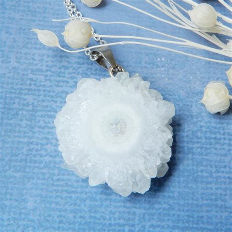 Unveiling the Enchanting World of Geodes Quartz