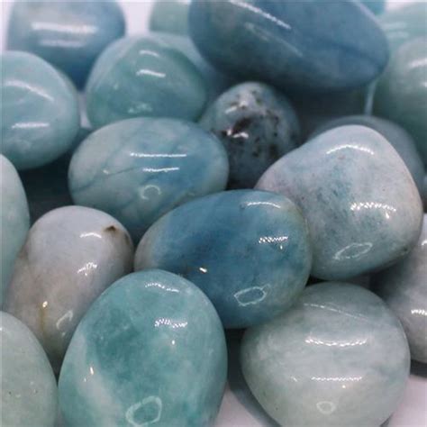 Unveiling the Essence of Tumbled Aquamarine