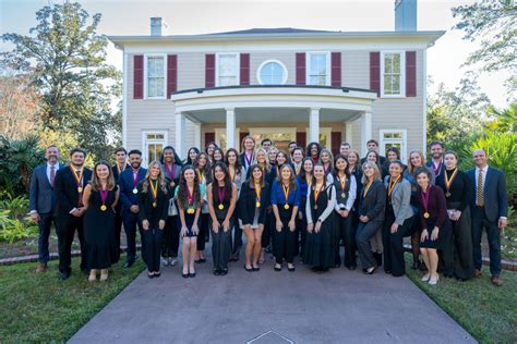 Unveiling the FSU Honors Program: A Realm of Intellectual Excellence