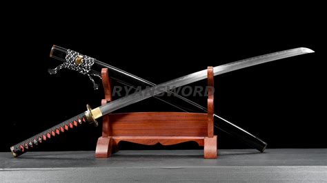 Unveiling the Heavy Katana's Might