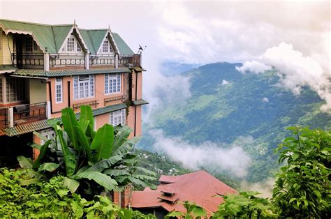 Unveiling the Magic of Darjeeling: Find Your Dream Hotel with Ease!