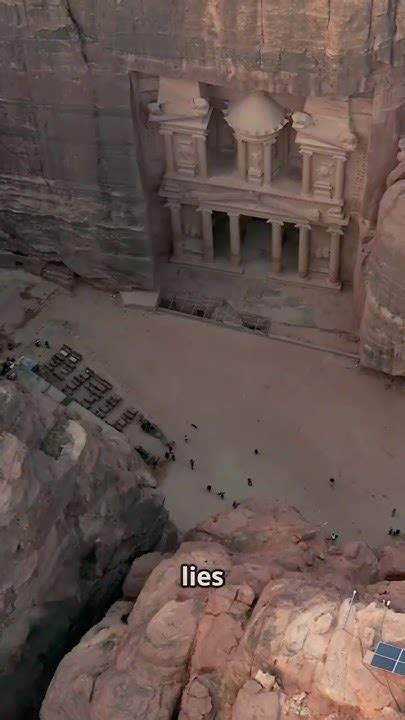 Unveiling the Marvels of Petra's Tombs