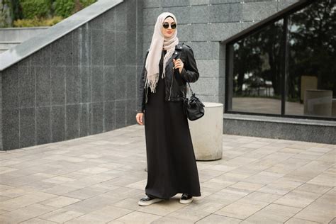 Unveiling the Perfect Prayer Abaya: A Haven for Your Soul's Connection