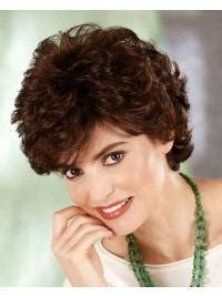 Unveiling the Radiance of Layered Wavy Short Wigs