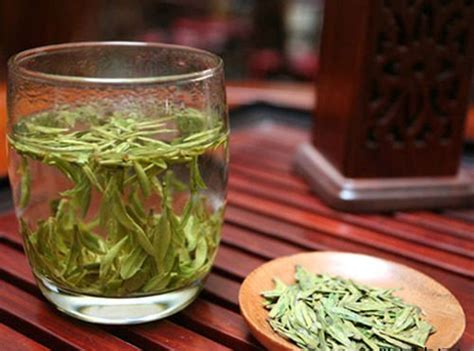 Unveiling the Science Behind Dragon Well Tea's Medicinal Properties