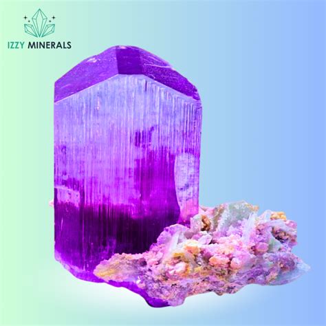 Unveiling the Spectrum of Kunzite Purple