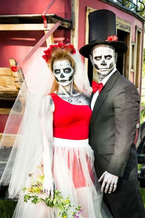 Unveiling the Spooky Elegance of Creepy Couple Costumes